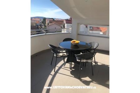 Penthouse sa bazenom Ruža foto 3