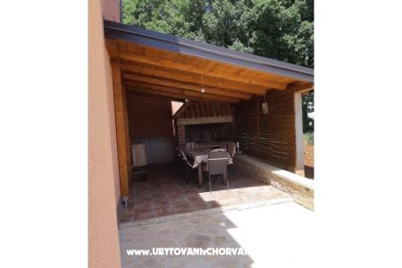 Apartmani Bura foto 3