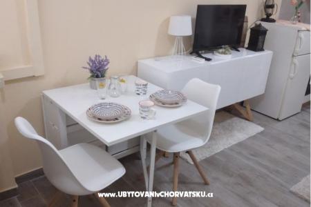 Apartmani Magdanik foto 2