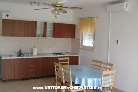 Apartmani Petra foto 2