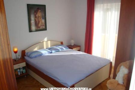 Apartmani Puntamika coast foto 3