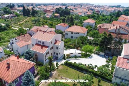 Calypso Royal Apartman foto 2