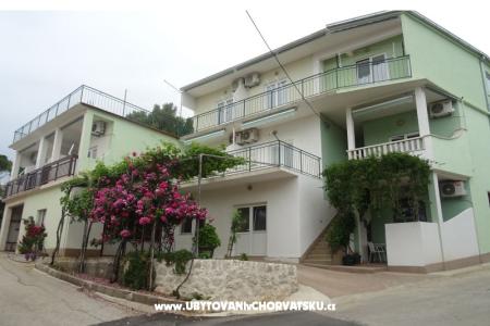Apartmani NEDA Živogošće Hrvatska