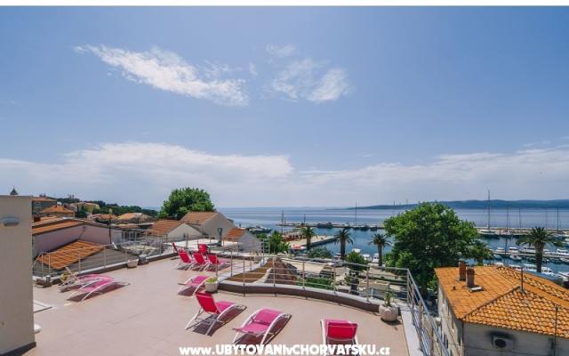 Deluxe Apartmani Centar - smještaj Baška Voda Hrvatska