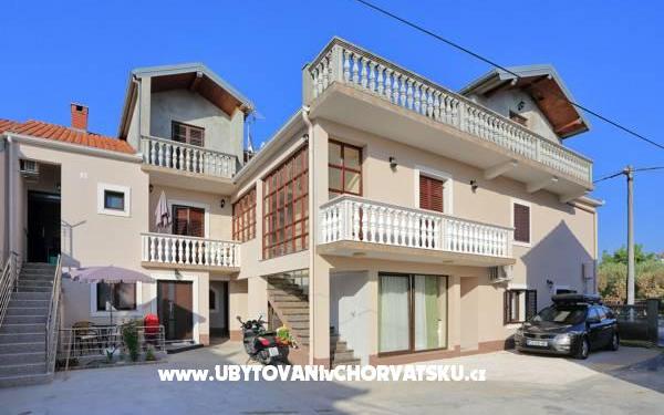 Apartmani  Kala - smještaj Bibinje Hrvatska