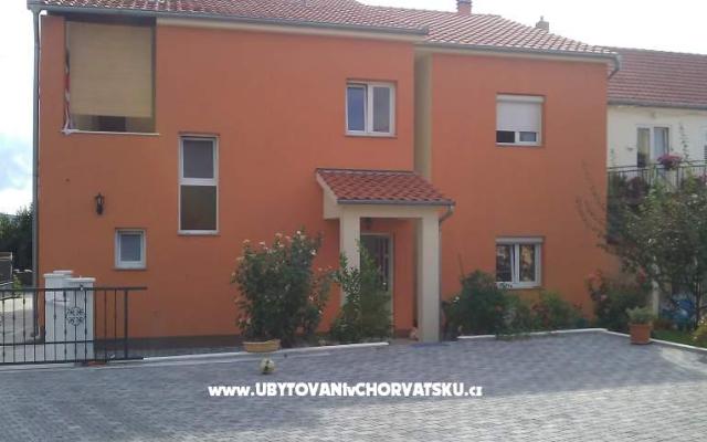 Bosana apartments - smještaj Biograd Hrvatska
