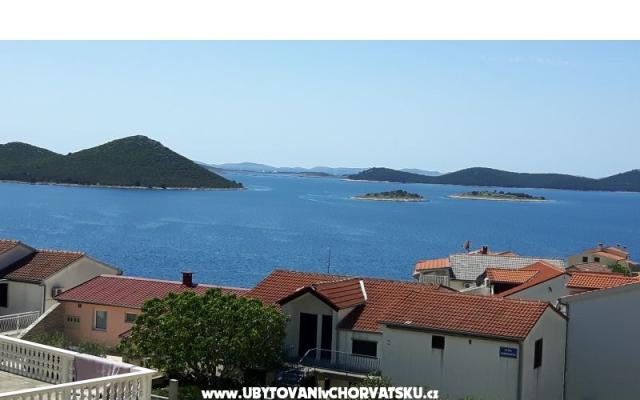 Apartmani Oliver - smještaj Biograd Hrvatska