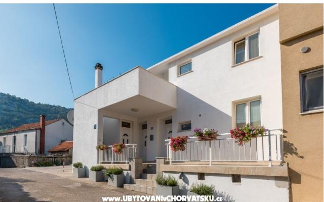 Apartmani Galeb - smještaj Blace Hrvatska