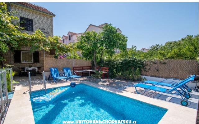 Apartman Ljubica - smještaj otok Brač Hrvatska