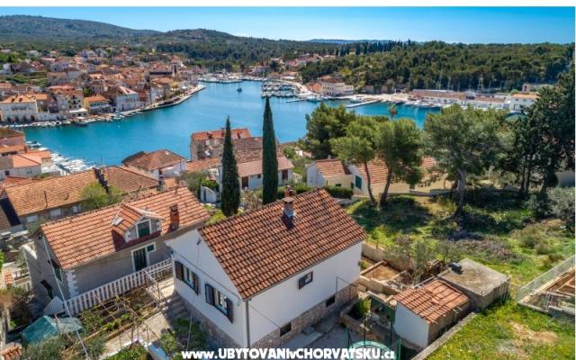 Apartman Toni Milna  - smještaj otok Brač Hrvatska