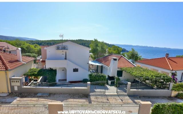 Apartmani Kuić - smještaj otok Brač Hrvatska