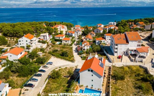 Apartmani La Perla - smještaj otok Brač Hrvatska