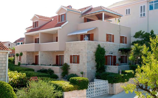 Apartmani MM - smještaj otok Brač Hrvatska
