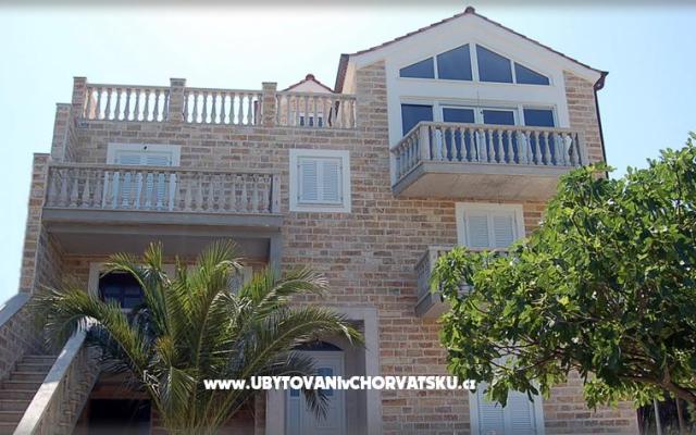 Apartmani Dropuljic - smještaj otok Brač Hrvatska