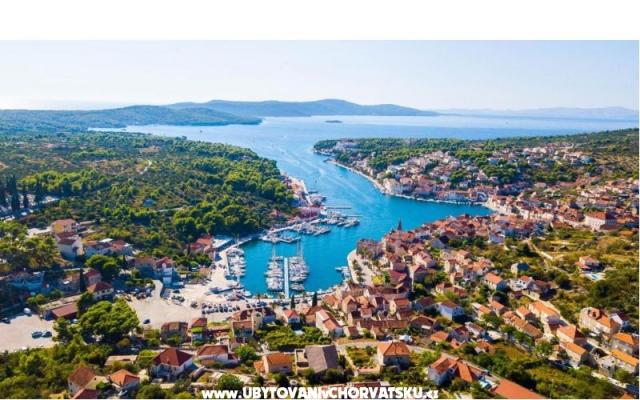Villa Decima - smještaj otok Brač Hrvatska