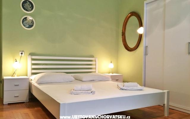 Cro-Split Apartmani - smještaj otok Brač Hrvatska