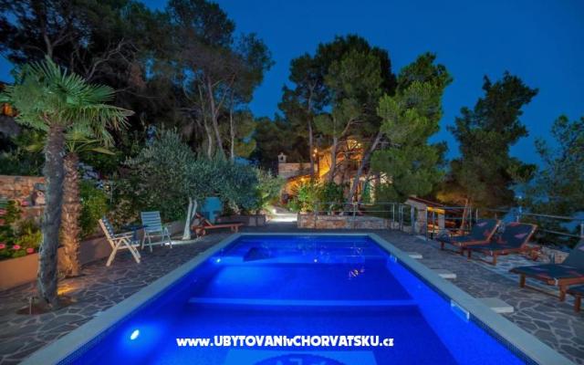 Villa Mamako - smještaj otok Brač Hrvatska