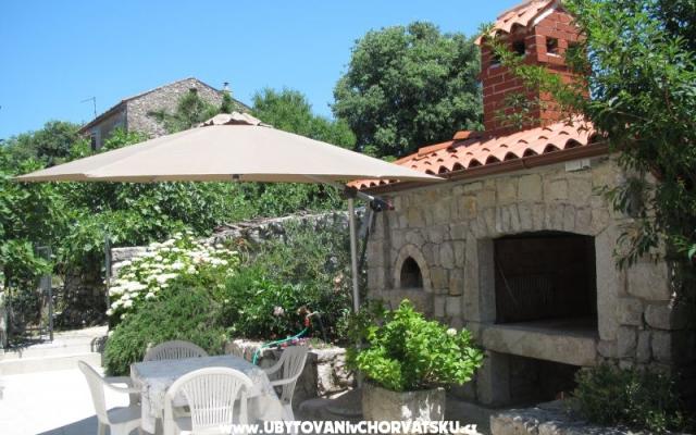 Apartmani Vodarić - smještaj otok Cres Hrvatska