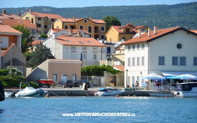 Apartmani Lungo mare - smještaj otok Cres Hrvatska