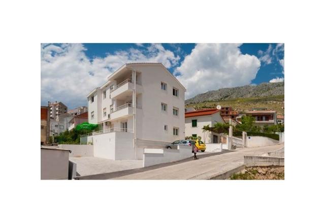 Apartmani Maja  - smještaj Dugi Rat Hrvatska