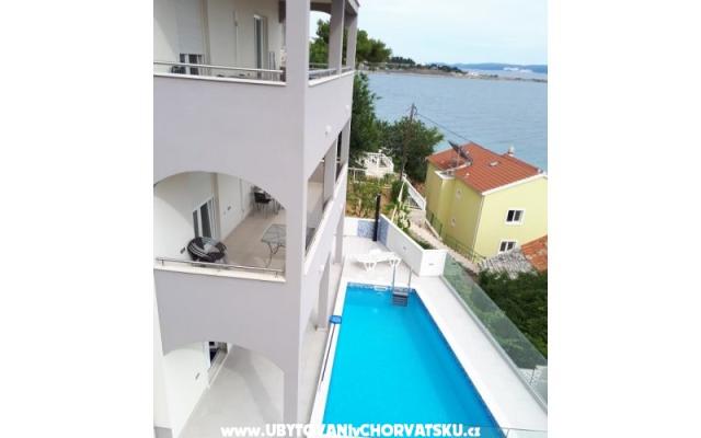 Apartmani Villa Stipe - smještaj Dugi Rat Hrvatska