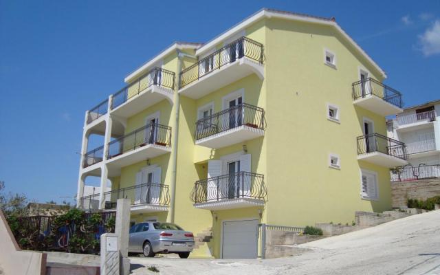 Vila Lucija - smještaj Dugi Rat Hrvatska