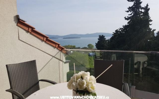 Apartmani Burazin - smještaj Sv. Filip i Jakov Hrvatska