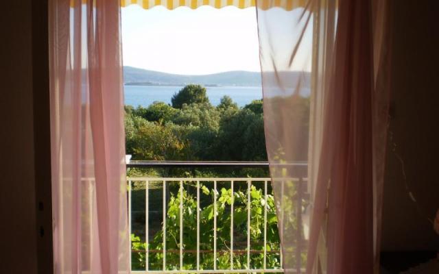 Apartmani Lidija - smještaj Sv. Filip i Jakov Hrvatska