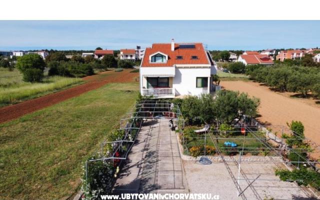 Apartmani Marina - smještaj Sv. Filip i Jakov Hrvatska
