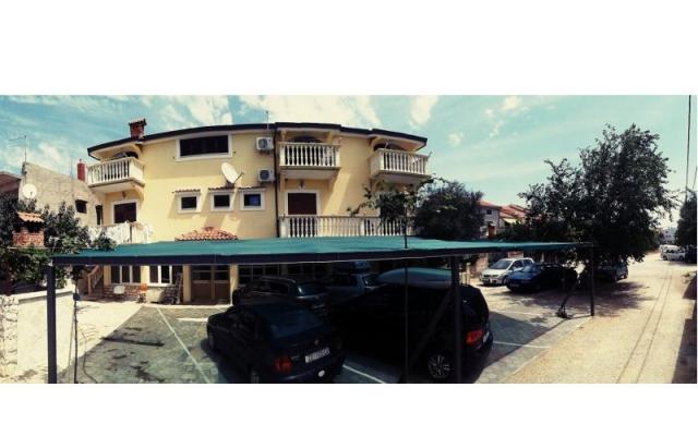 Apartmani Pirović - smještaj Sv. Filip i Jakov Hrvatska