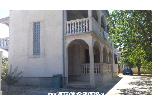 Apartmani Turanj - smještaj Sv. Filip i Jakov Hrvatska