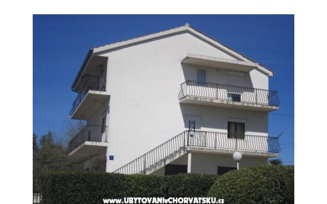 Apartmani Pedišić - smještaj Sv. Filip i Jakov Hrvatska