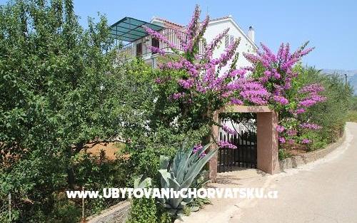 Apartmani Rolanda - smještaj otok Hvar Hrvatska