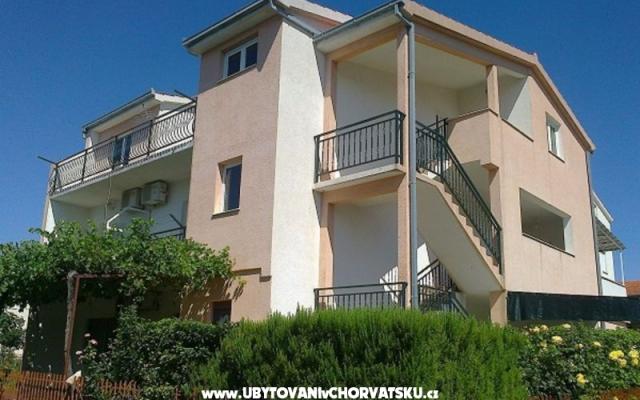 Apartman Natalija - smještaj Kaštela Hrvatska