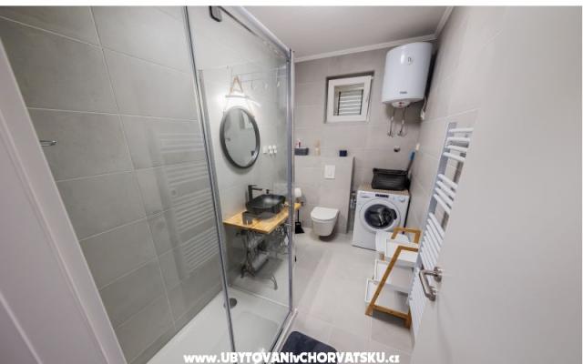 Apartman OPE - smještaj Kaštela Hrvatska