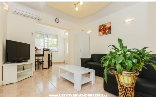 Apartmani Kike - smještaj Kaštela Hrvatska