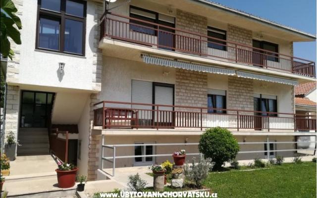 Apartman Moro - smještaj Kaštela Hrvatska