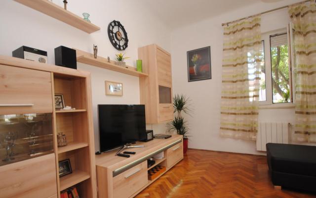 Apartmani Bugenvilla - smještaj Kaštela Hrvatska