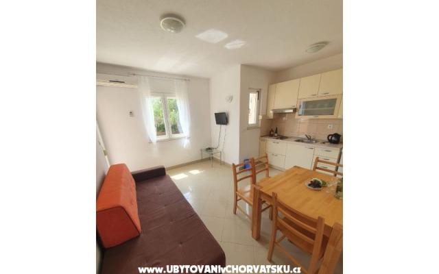 Apartmani Joseph - smještaj Kaštela Hrvatska