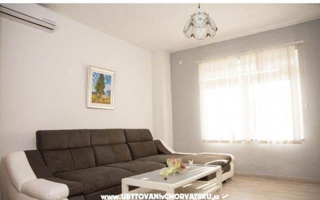 Apartmani Kasalo - smještaj Kaštela Hrvatska