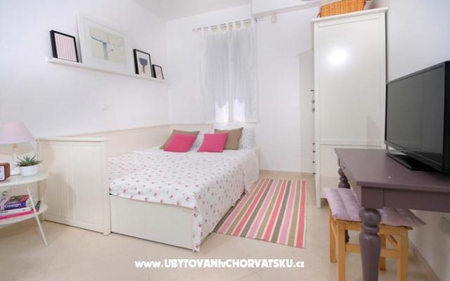 4 star studio apartment - smještaj Kaštela Hrvatska