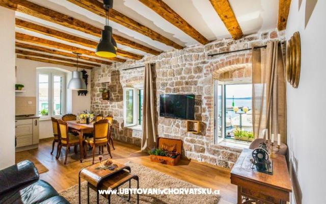 Sea Castle Apartman Gajo - smještaj Kaštela Hrvatska