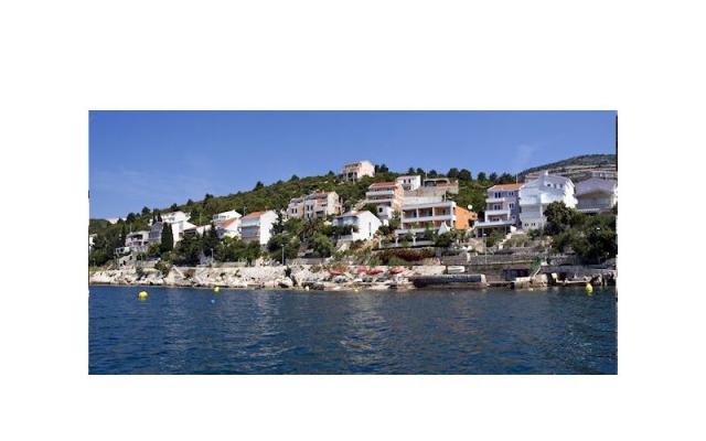 Apartmani Deak Komarna - smještaj Klek Hrvatska