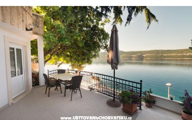 Apartmani i Sobe Villa Barbara - smještaj Klek Hrvatska