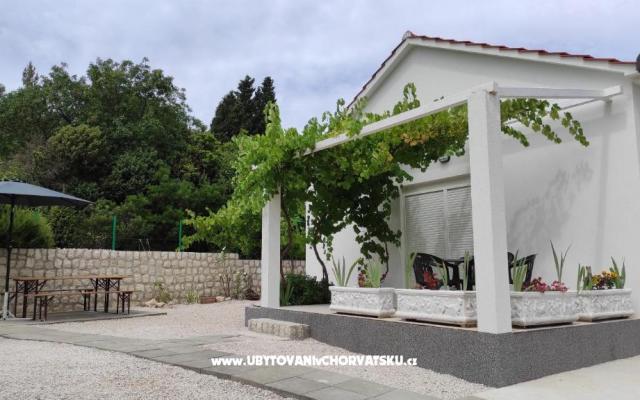 Kuća za odmor Bebić, Kremena - smještaj Klek Hrvatska
