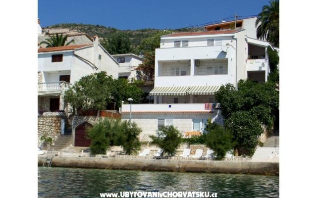Villa Vedran apartments - smještaj Klek Hrvatska