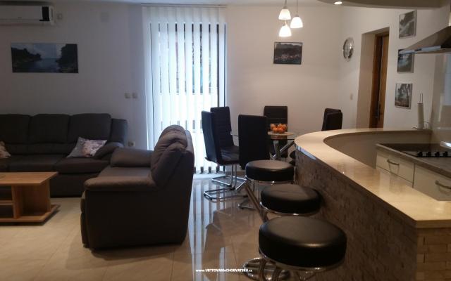 Apartmani Intiv- Malinska - smještaj otok Krk Hrvatska
