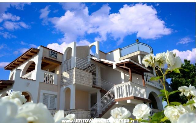 Apartmani Hasić - smještaj Marina - Trogir Hrvatska