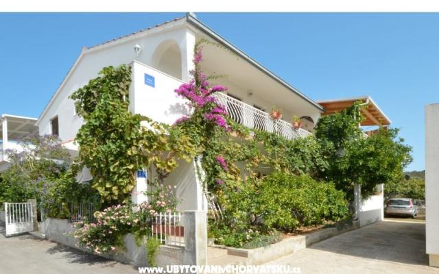 Apartmani Nina - smještaj Marina - Trogir Hrvatska