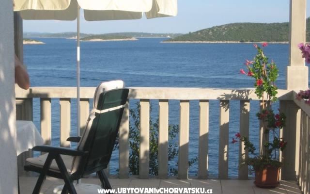 Apartmani Punta  - smještaj Marina - Trogir Hrvatska